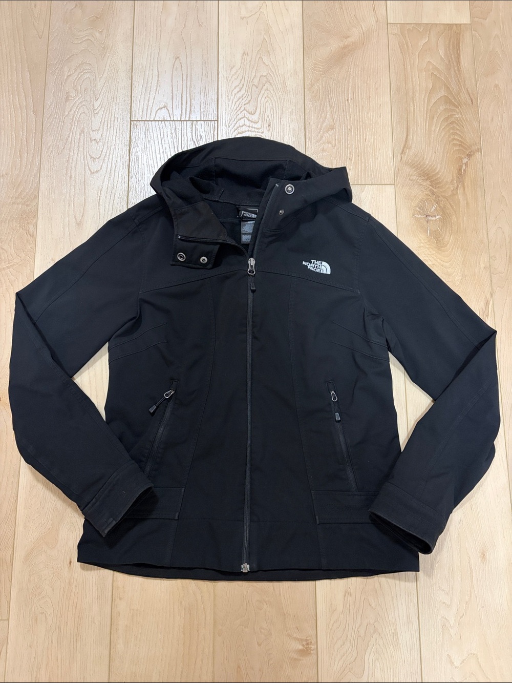 The North Face Lightweight Softshell Hooded Jacket, Black, sz M